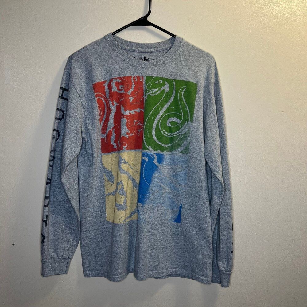 Hogwarts Houses - Gray Long Sleeve T-shirt - Size Medium